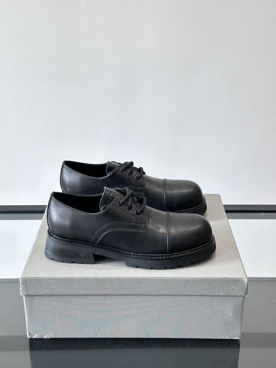 Balenciaga Genuine Leather Thick Sole Carved Detail Classic Casual Derby Shoes