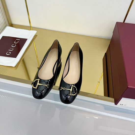 Gucci Snaffle Bit Decorated Pointed Toe Low Heel Pumps