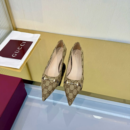 Gucci Elegant Patent Leather Crystal Embellished Loafers Premium Quality