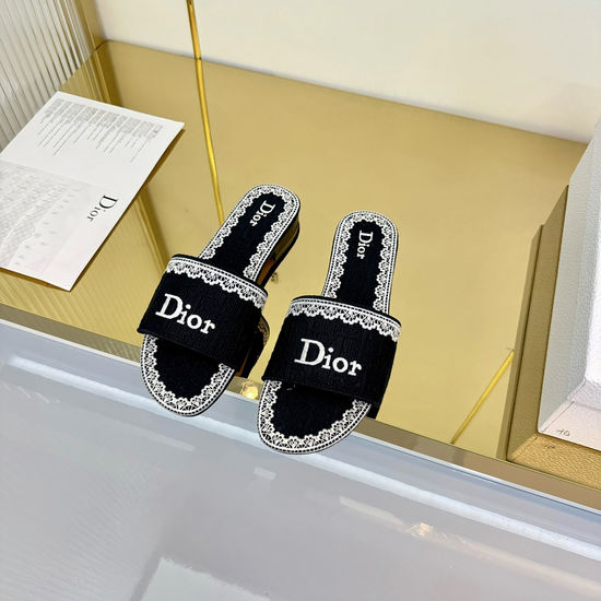 Christian Dior Elegant Embossed Lace Mid-heel Slide Slippers with Soft Sole