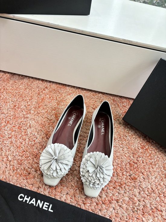 Chanel Wool Floral Embellished Flats Genuine Leather