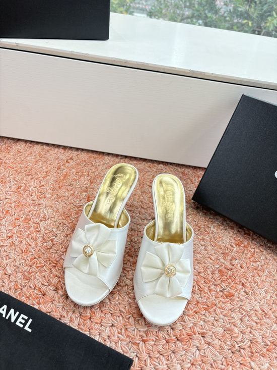 Chanel Metallic Leather Slides Comfortable Casual