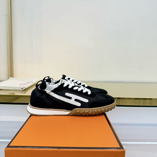 Hermes Vintage Leather Casual Skate Shoes with Comfortable Lining