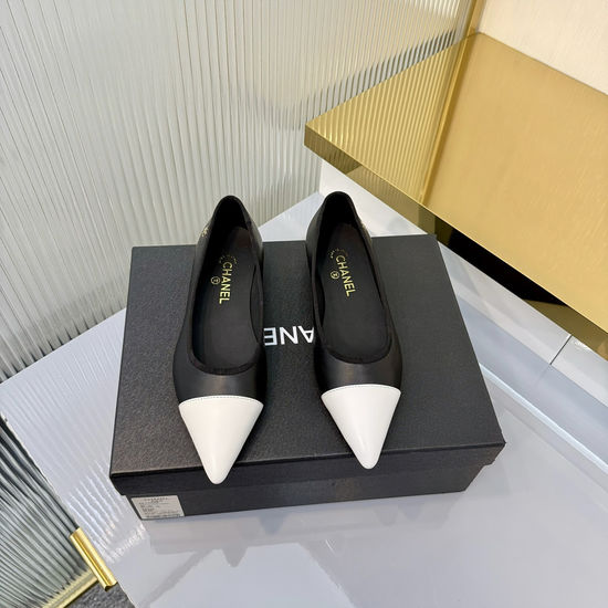 Chanel Premium Leather Sole Casual Shoes with Delicate Hardware