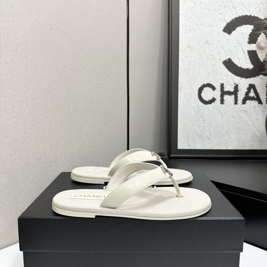 Chanel Soft Sheepskin Upper Sandals Breathable Lining Daily Casual Shoes