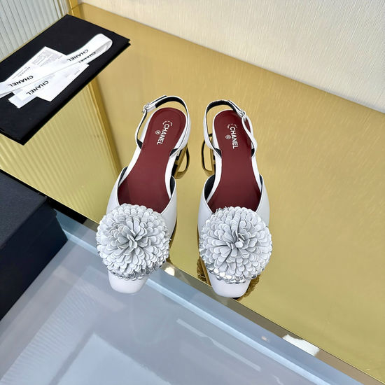 Chanel Two-tone Floral Block Heel Pumps with Leather Sole