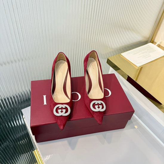 Gucci Elegant Crystal Decorated Patent Leather Dress Shoes