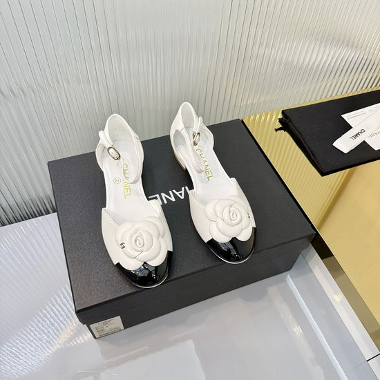 Chanel Two-tone Floral Block Heel Pumps with Leather Sole