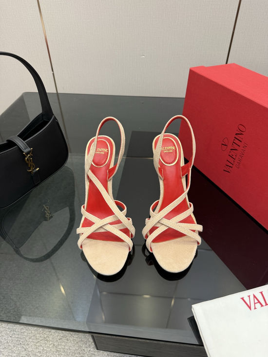 Valentino Stylish Classic Sandals Soft Upper Leg Lengthening