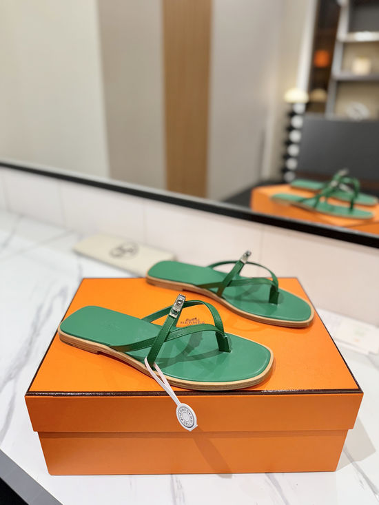 Hermes Classic Cowhide Leather Comfortable Slide Sandals
