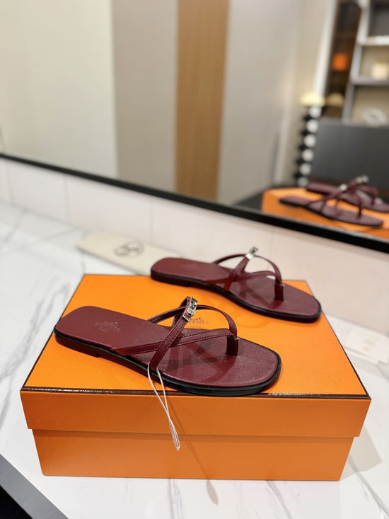Hermes Classic Cowhide Leather Comfortable Slide Sandals
