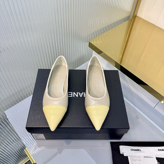 Chanel Elegant Pointed Toe Two-Tone Mary Jane Flats