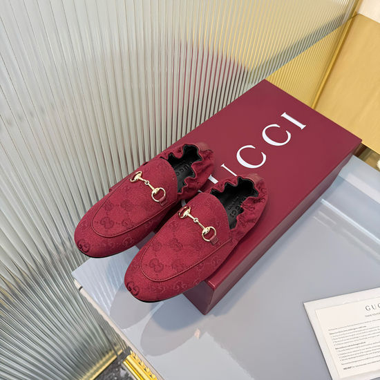 Gucci Patent Leather Slip-on Loafers with Classic Buckle