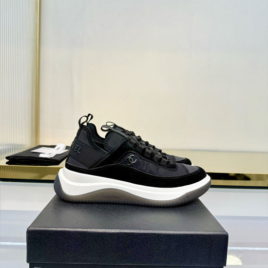 Chanel Soft Sheepskin Two-tone Casual Daily Sneakers