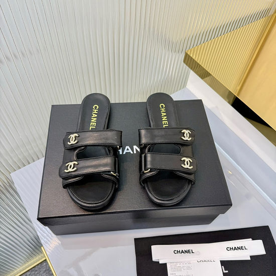 Chanel Elegant Cowhide Upper Sheepskin Lining Casual Shoes