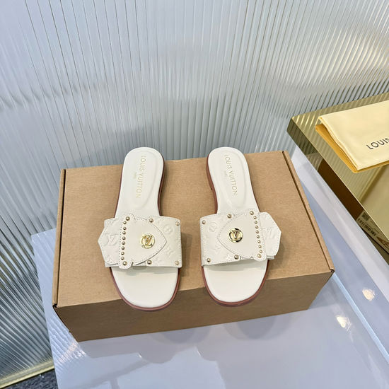 Louis Vuitton Embossed Pattern Rivet Decor Flat Mule Daily Shoes