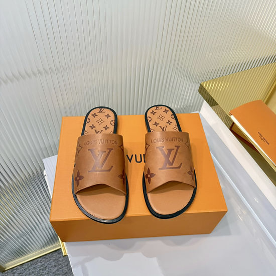 Louis Vuitton Premium Printed Down Filled Comfortable Slides