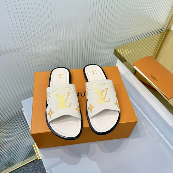 Louis Vuitton Cozy Warm Slides with Non-slip Rubber Sole