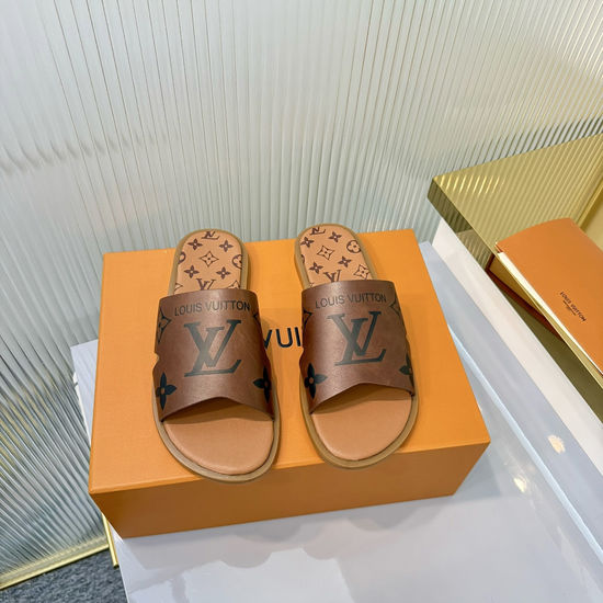 Louis Vuitton Cozy Warm Slides with Non-slip Rubber Sole