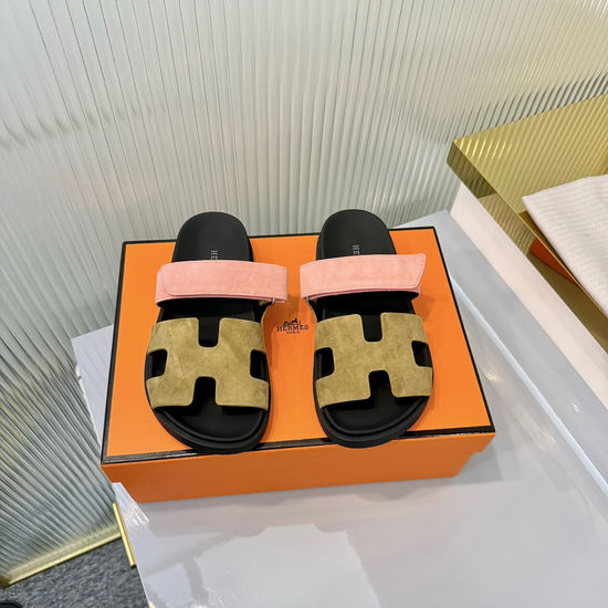 Hermes Casual Thong Sandals with Soft Leather Lining