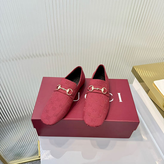 Gucci Classic Metal Accent Leather Loafer Flats