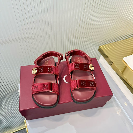 Gucci Adjustable Strap Casual Slide Sandals with Hardware