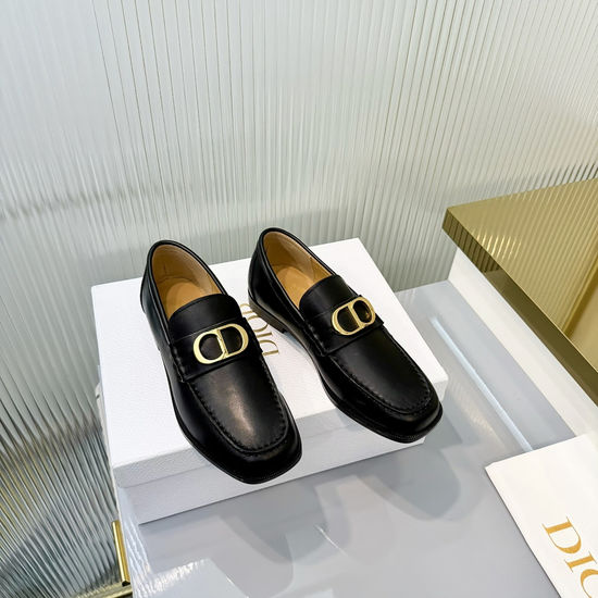 Christian Dior Leather Dress Shoes with Decorative Metal Buckle