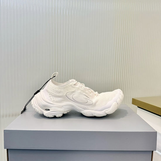 Balenciaga Five Toe Structure Mesh Slip On Casual Shoes
