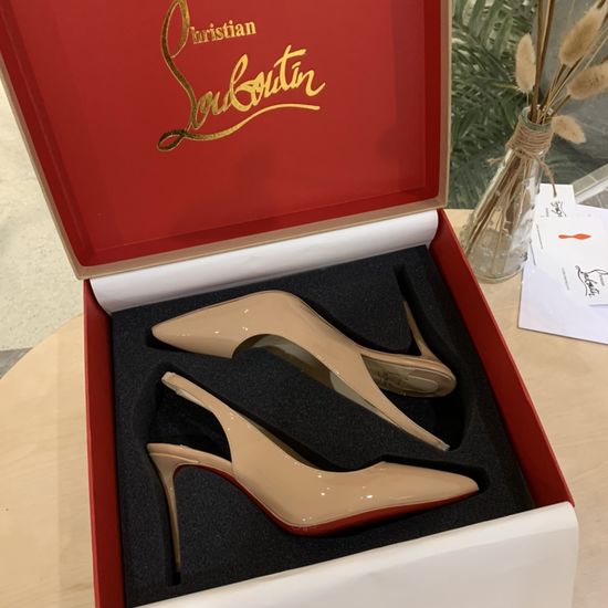 Manolo Blahnik Slingback Heels Imported Patent Leather Premium Outsole