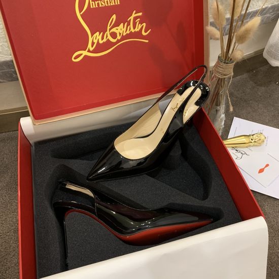 Manolo Blahnik Slingback Heels Imported Patent Leather Premium Outsole