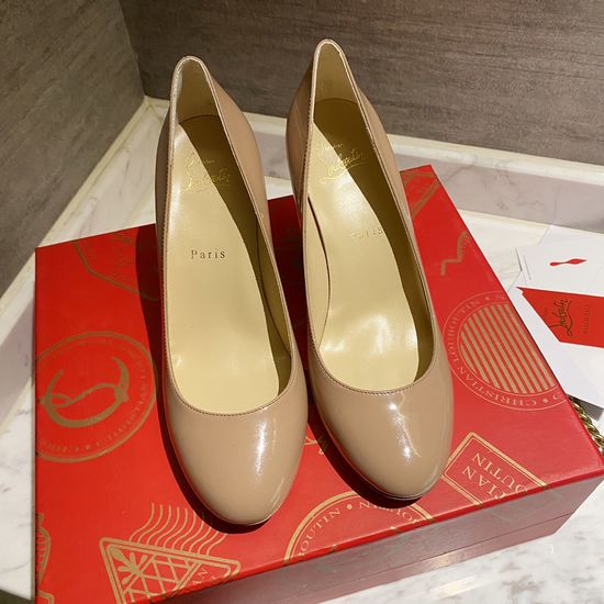Gucci Classic Round Toe Comfortable Heels Premium Quality