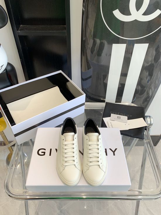 Givenchy Top Quality Leather White Sneakers With Comfortable Insole