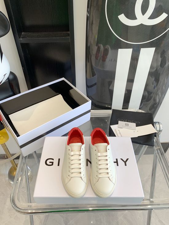 Givenchy Top Quality Leather White Sneakers With Comfortable Insole