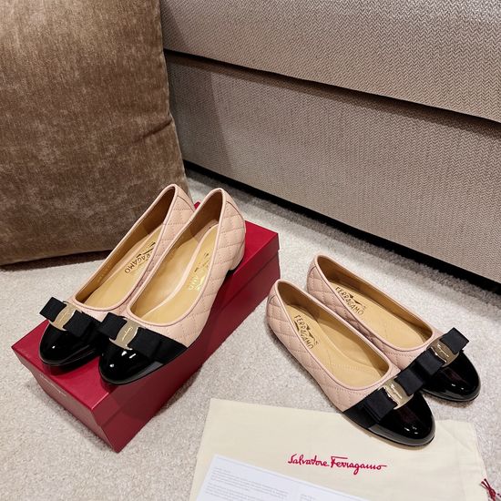 Ferragamo Bowknot Quilted Leather Flats Elegant Daily Dress Shoes
