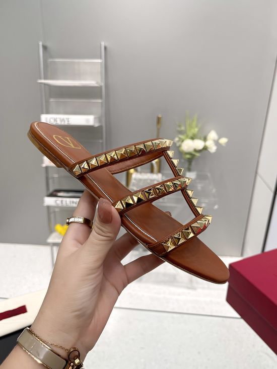 Valentino Hollow Out Rivet Decor Premium Leather Comfortable Shoes