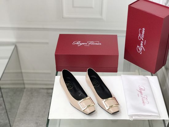 Roger Viver Patent Leather Buckle Flat Pumps