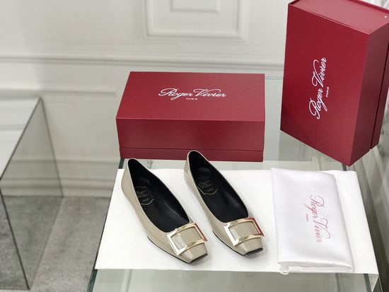 Roger Viver Patent Leather Buckle Flat Pumps