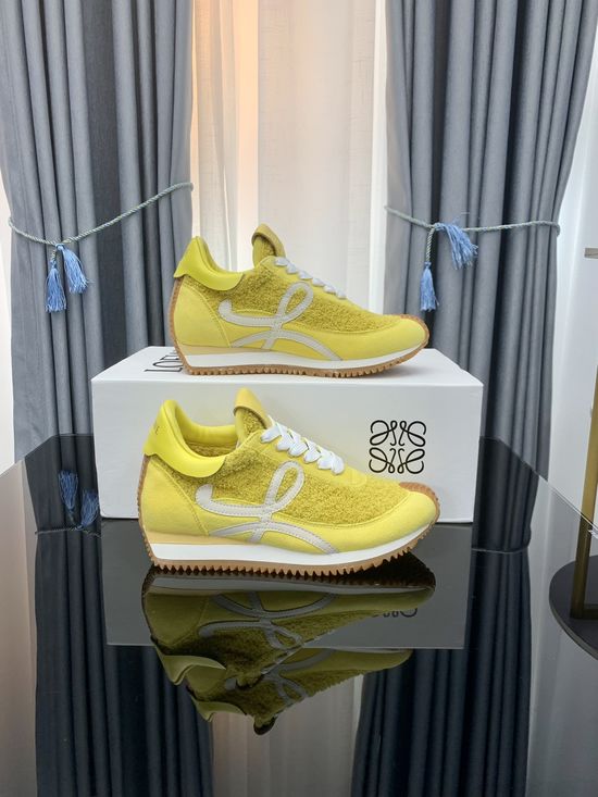 Loewe Classic Comfortable Casual Training Shoes with Premium Materials