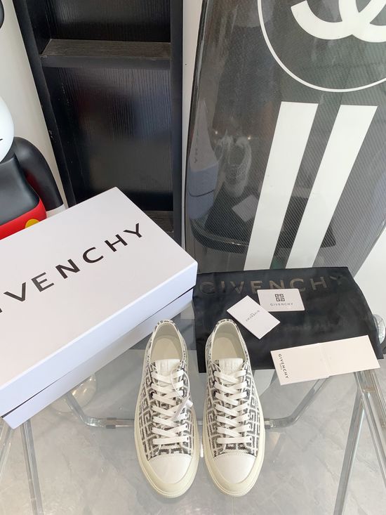 Givenchy Premium Leather White Sneakers With Durable TPU Sole