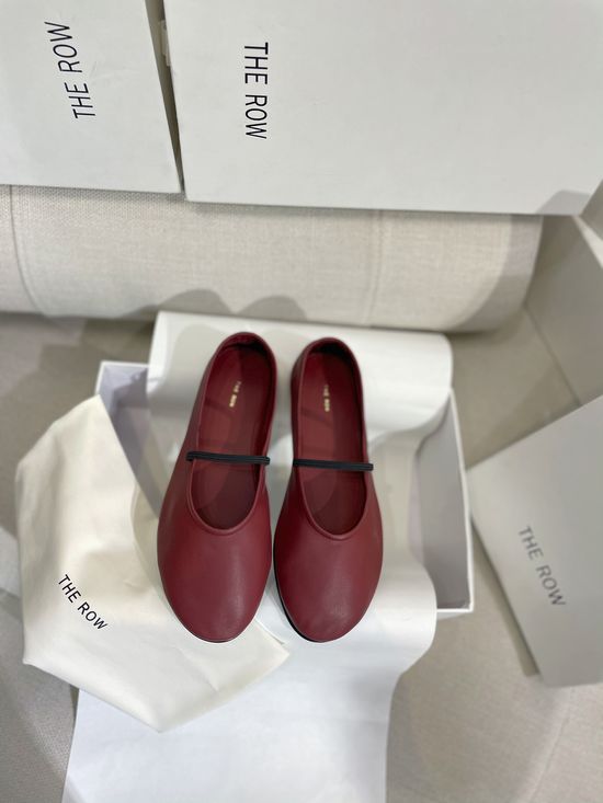 The Row Minimalist Soft Leather Ballet Flats With Elastic Strap