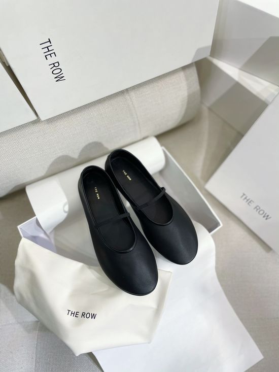The Row Minimalist Soft Leather Ballet Flats With Elastic Strap