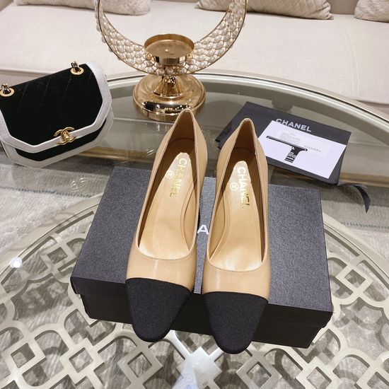 Chanel Colorblock Mid Chunky Heel Closed Toe Pumps
