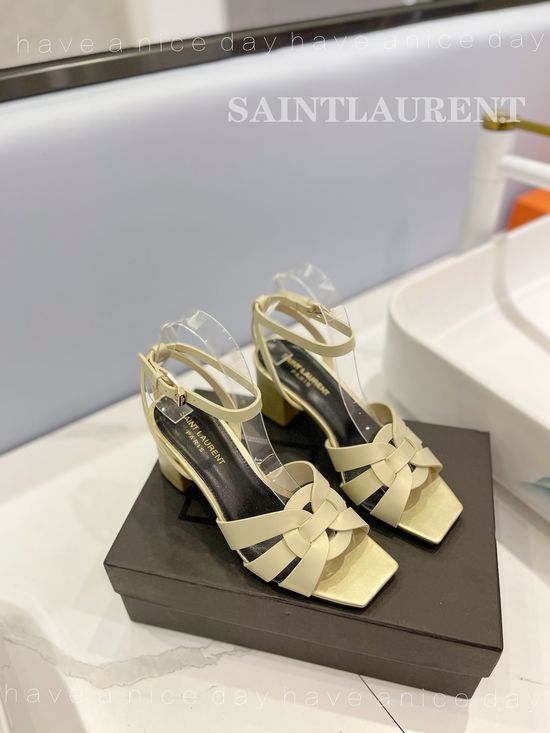 Yves Saint Laurent Elegant Special Heel Leather Pumps Comfortable Sole
