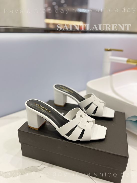 Yves Saint Laurent Elegant Special Heel Leather Pumps Comfortable Sole