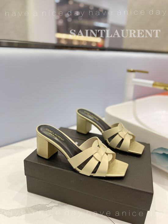 Yves Saint Laurent Elegant Special Heel Leather Pumps Comfortable Sole