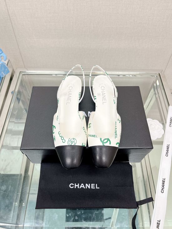 Chanel Classic Two-tone Printed Sheepskin Slingback Sandals