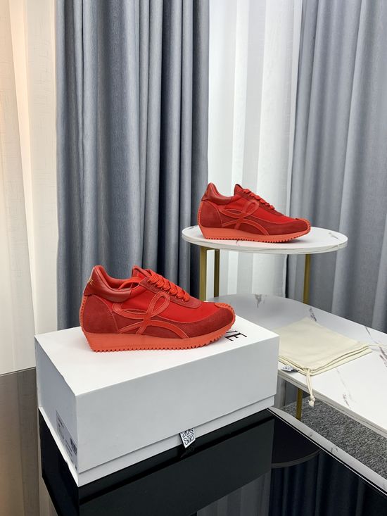 Loewe Classic Comfortable Casual Training Shoes with Premium Materials