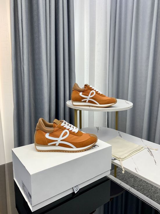 Loewe Classic Comfortable Casual Training Shoes with Premium Materials