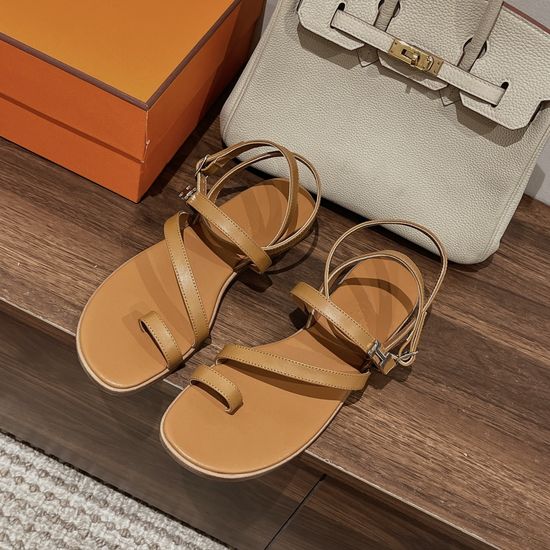 Hermes Elegant Roman Style Leather Sandals with Fine Details
