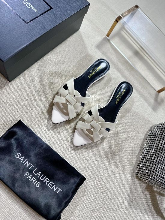 Yves Saint Laurent Pointed Toe Flat Leather Slides Genuine Leather Outsole